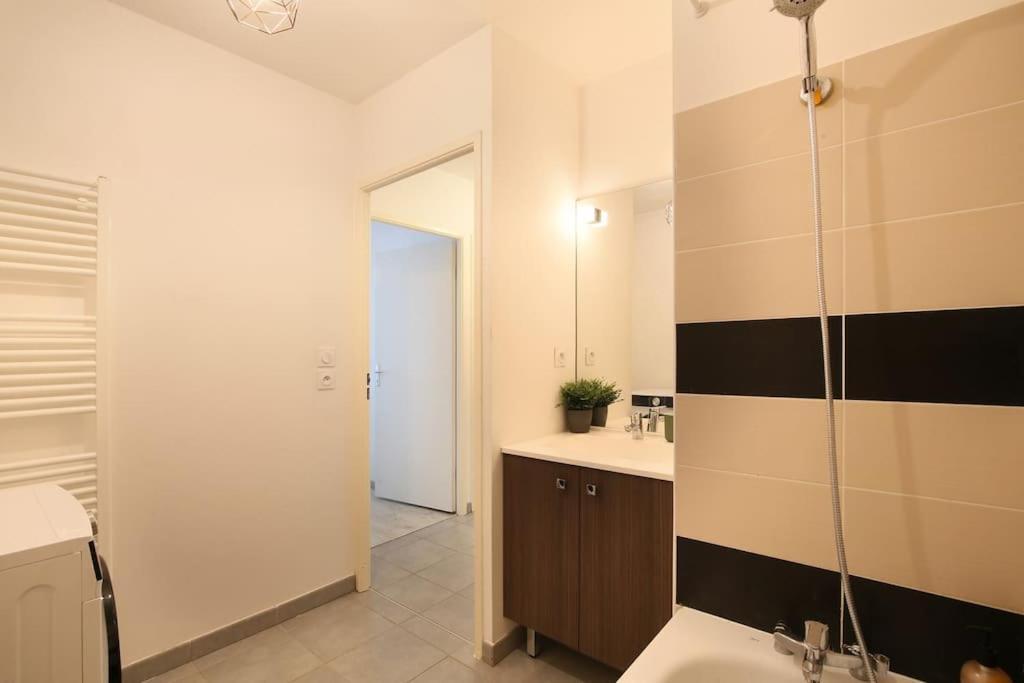 Apartment New-le Patio St Cyprien - Parking - Terrasse - Netflix Toulouse